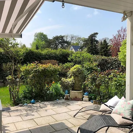 Unser Sommerhaus Holiday home *